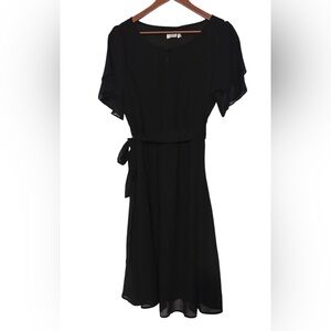 Elegant Women's Black Dress